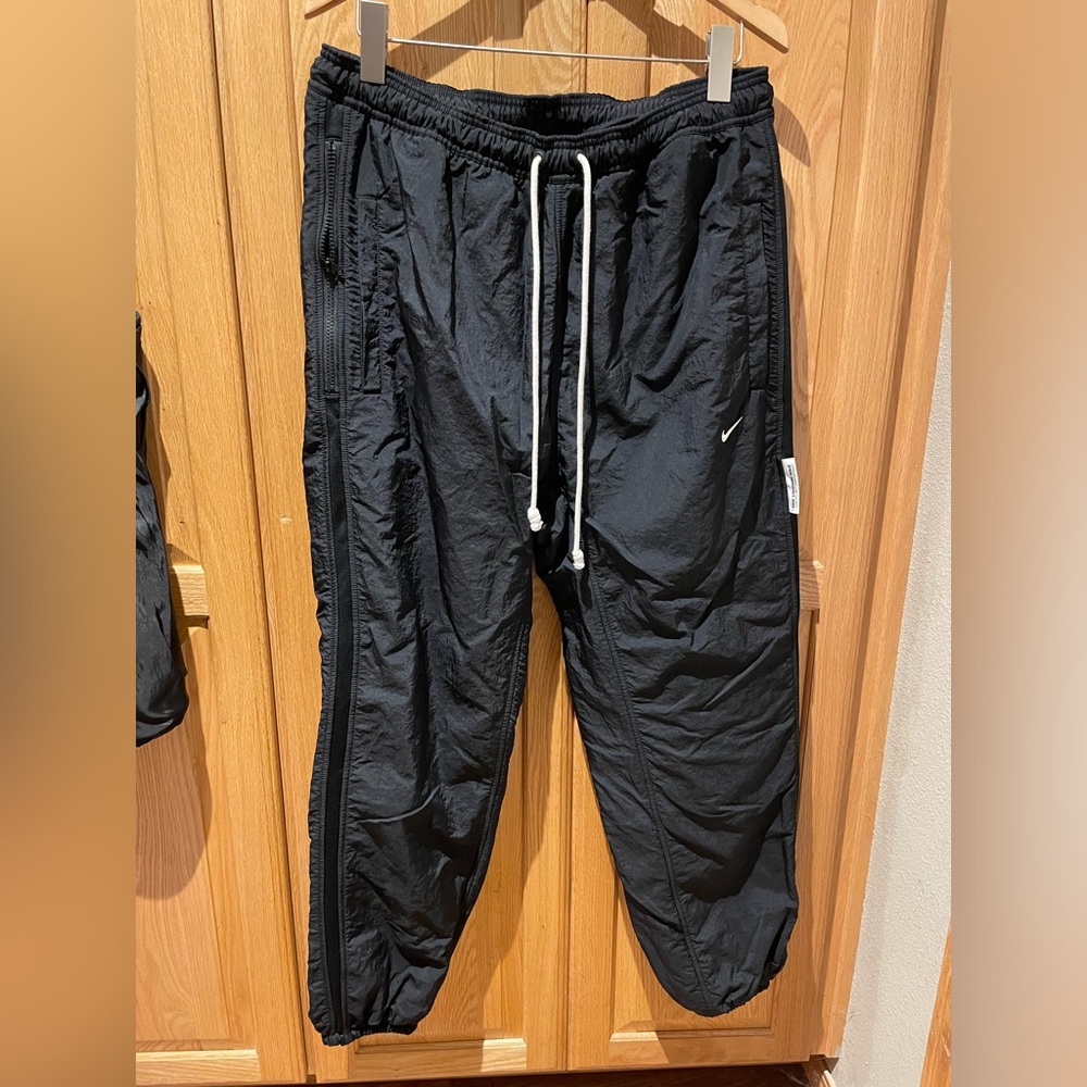 Men’s Nike Dri-Fit fleece-lined Pants